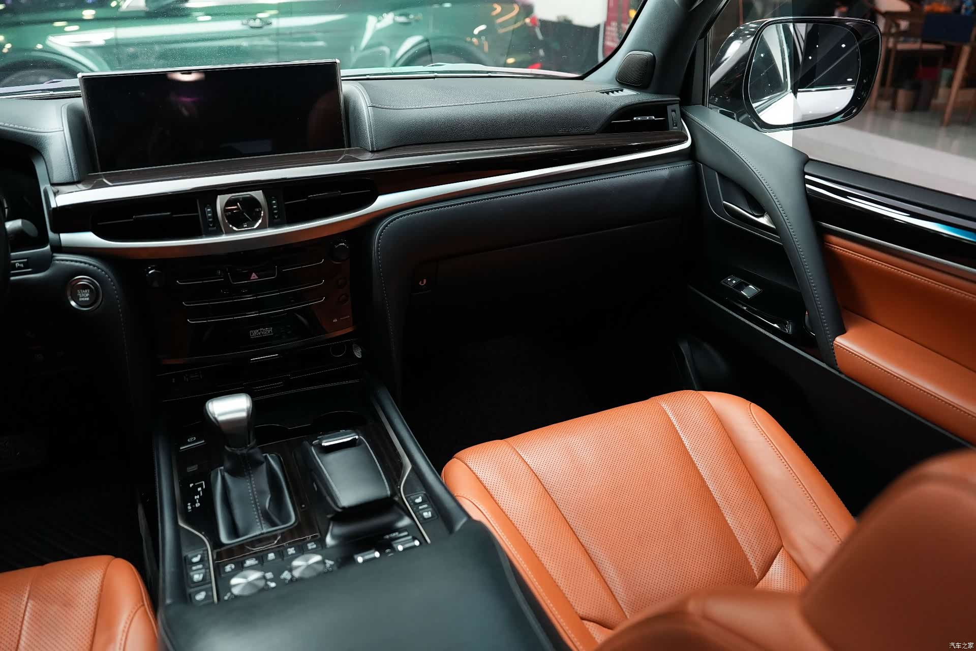 Lexus LX, 2020 15