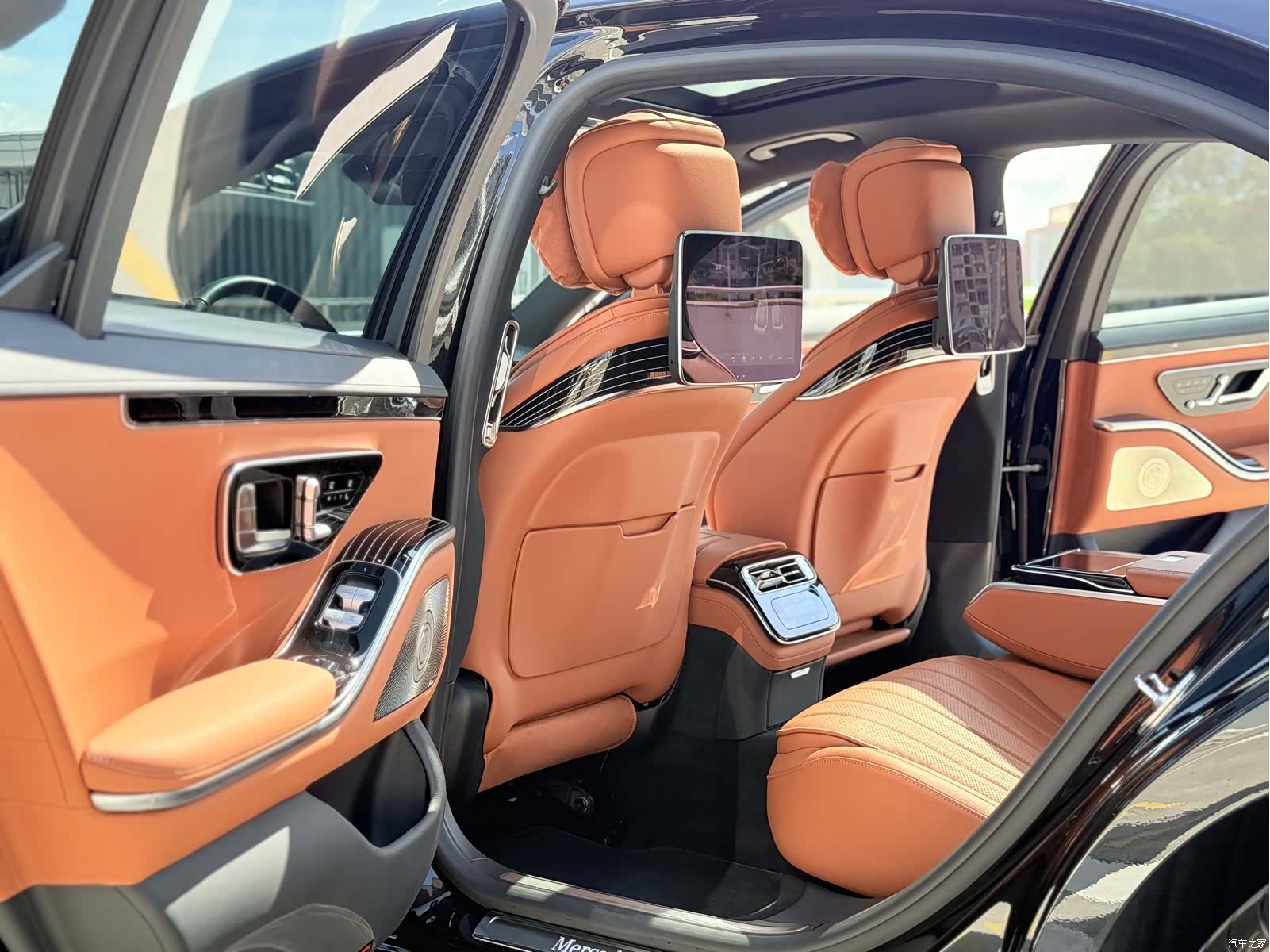 Mercedes-Benz S-Class, 2025 все фото