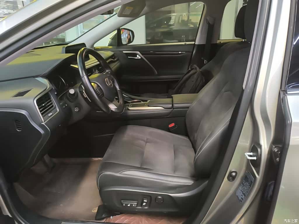 Lexus RX, 2020 15