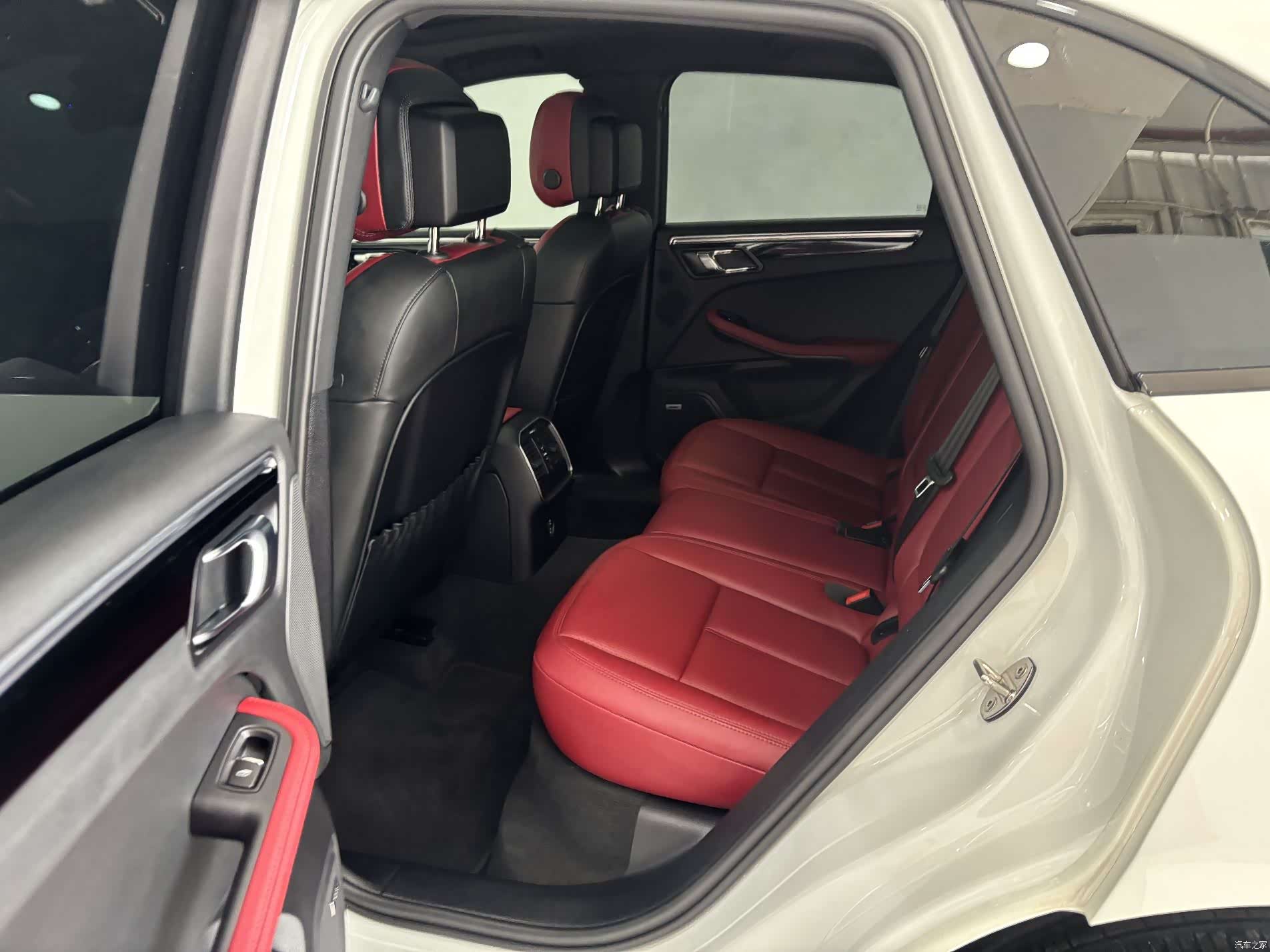 Porsche Macan, 2022 23