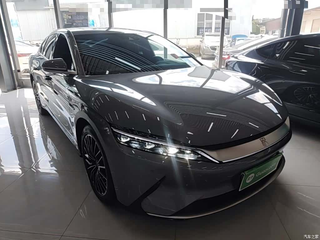 BYD Han, 2023 4
