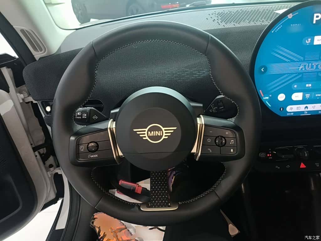 Mini Cooper, 2024 11