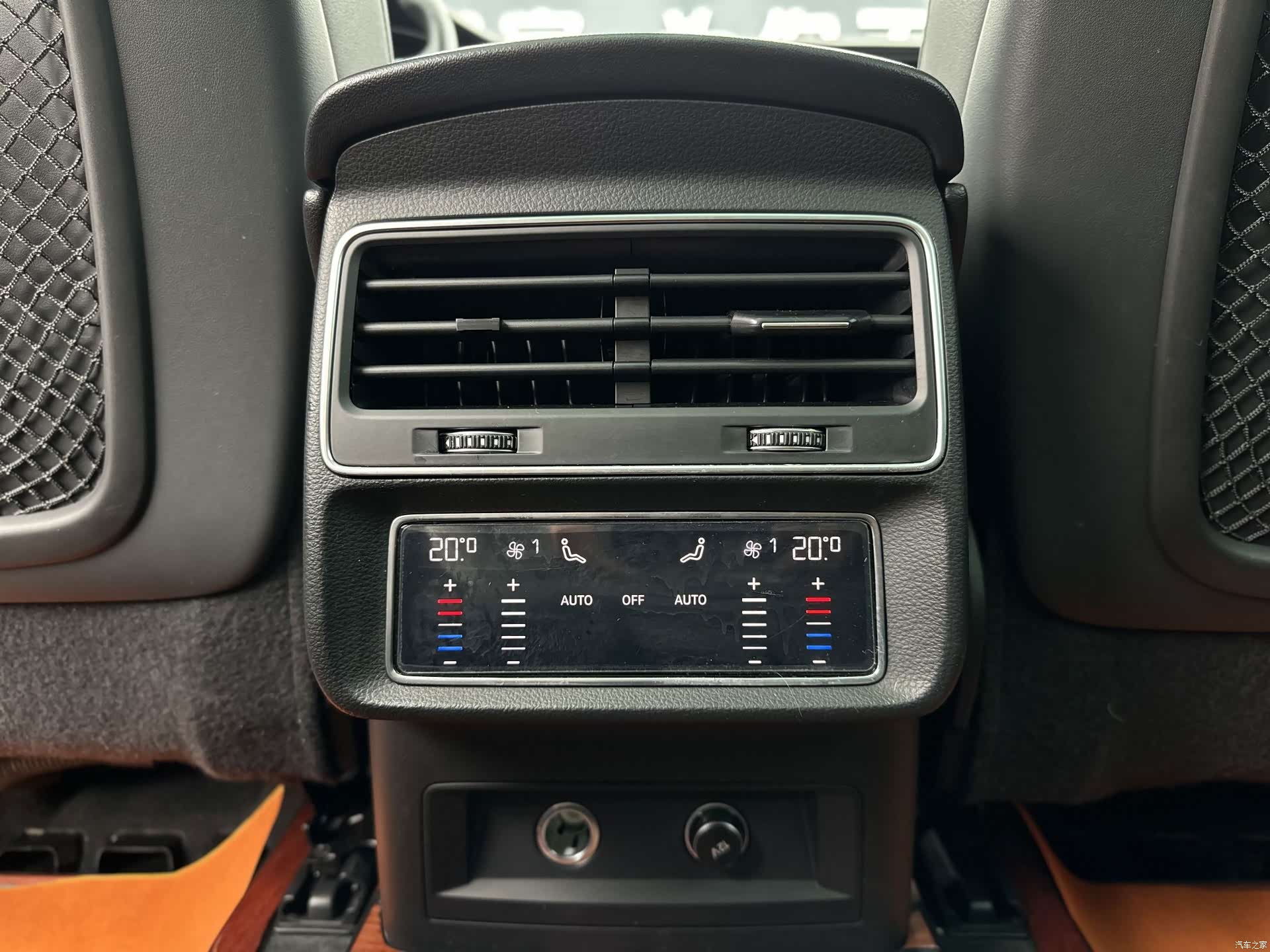 Audi Q7, 2022 11
