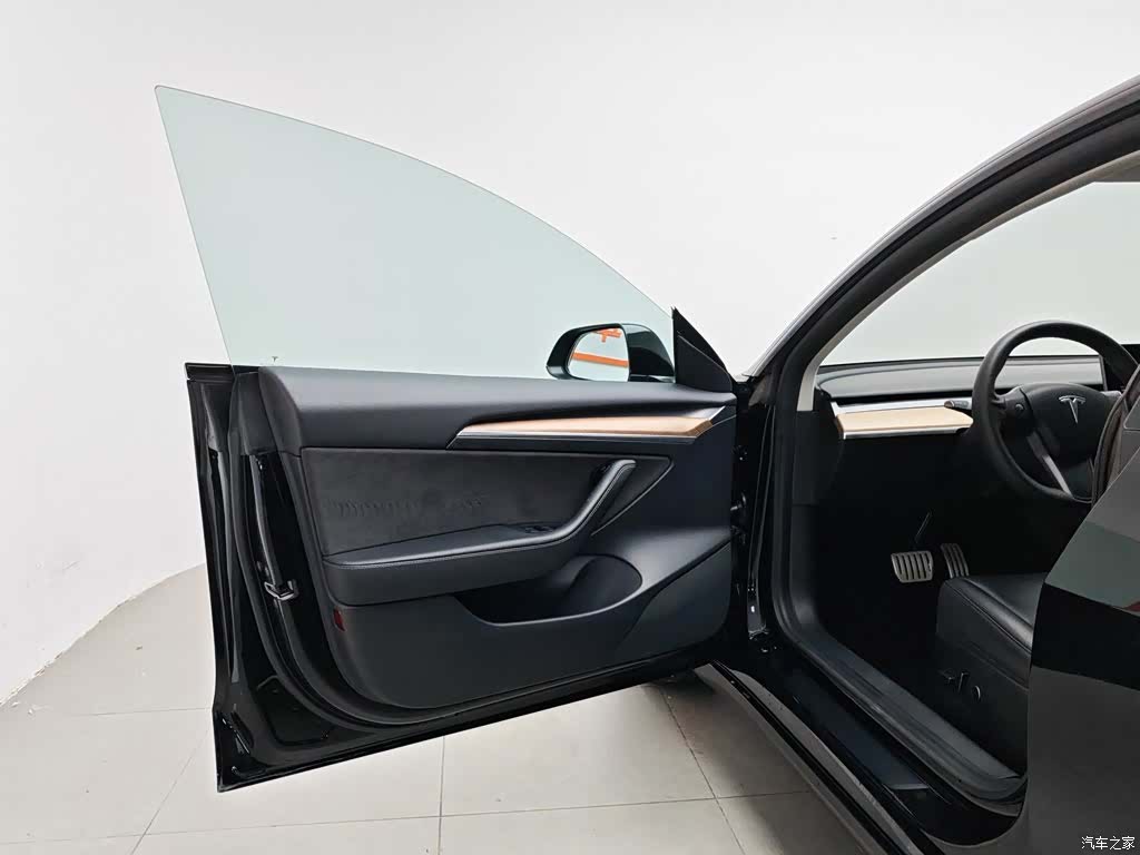 Tesla Model 3, 2021 8