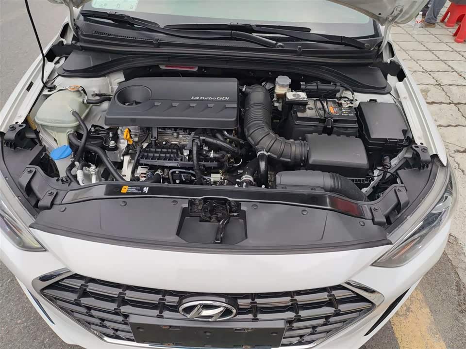 Hyundai Lead