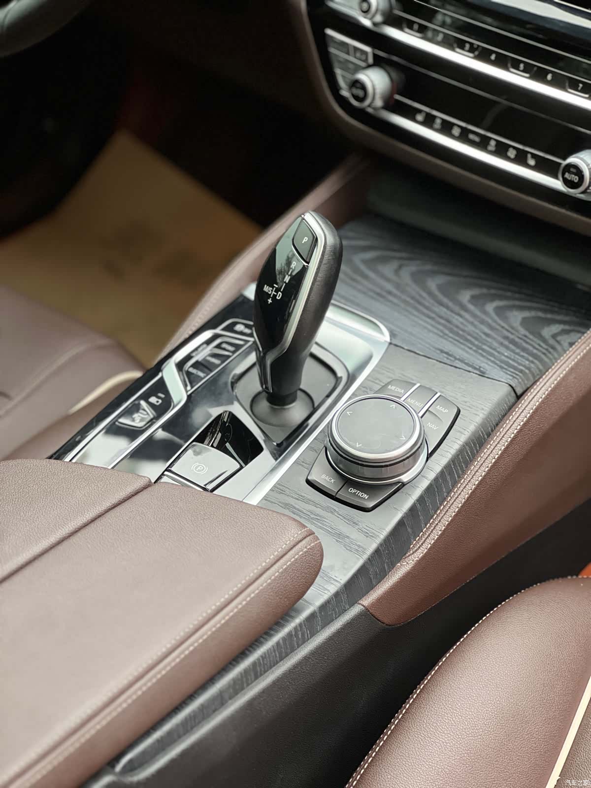 BMW 5 Series, 2021 16
