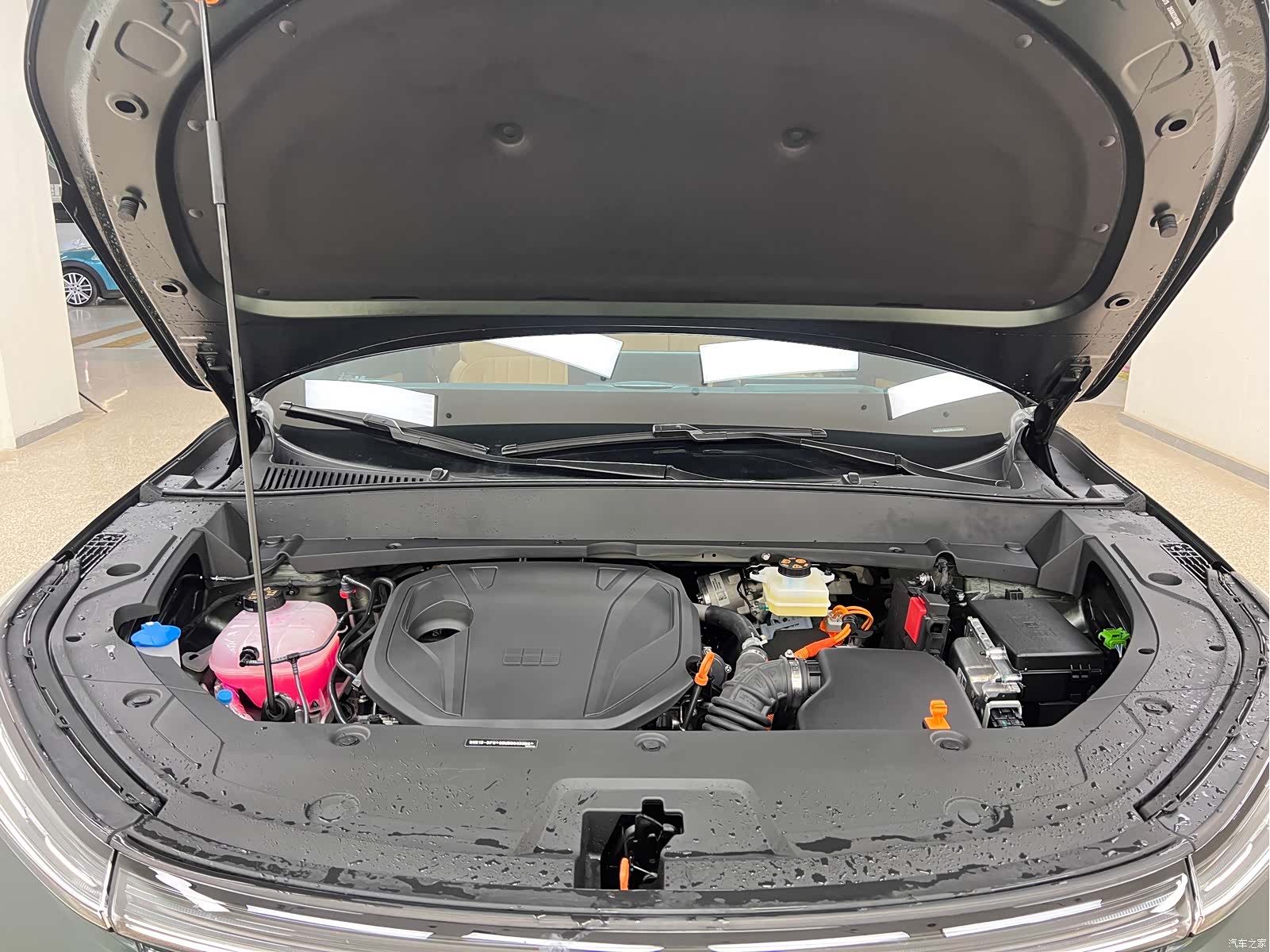 Geely 7, 2025 29
