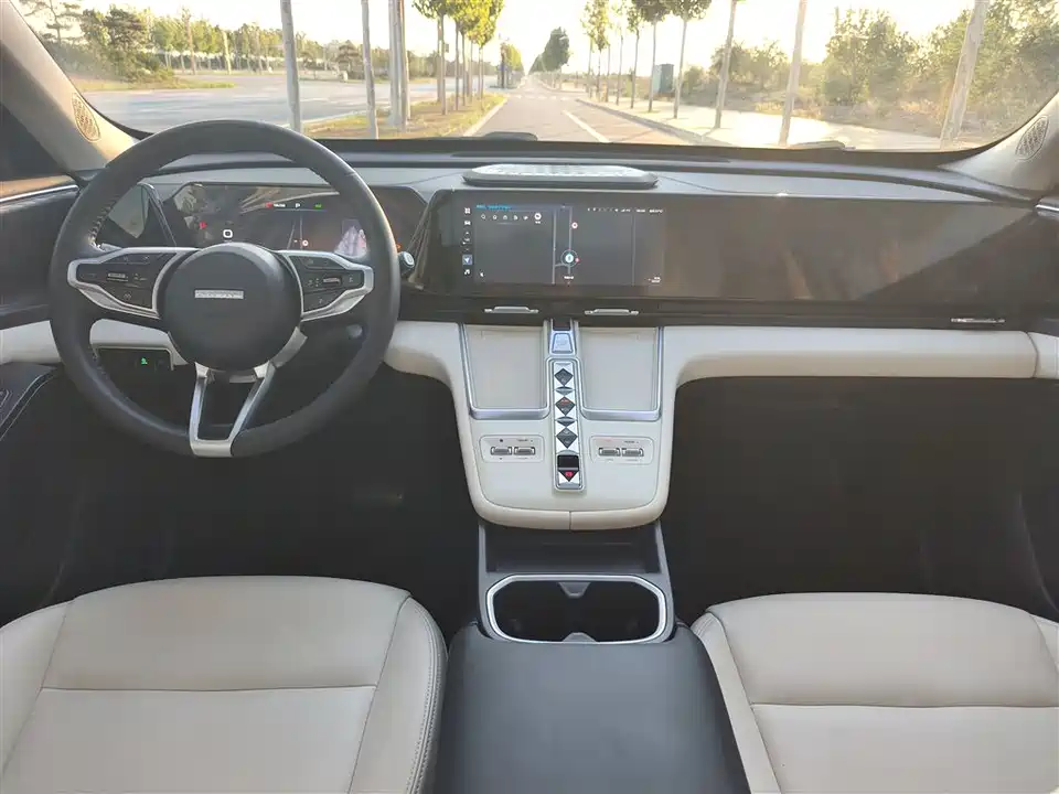 Haval Xiaolong MAX Haval Xiaolong MAX