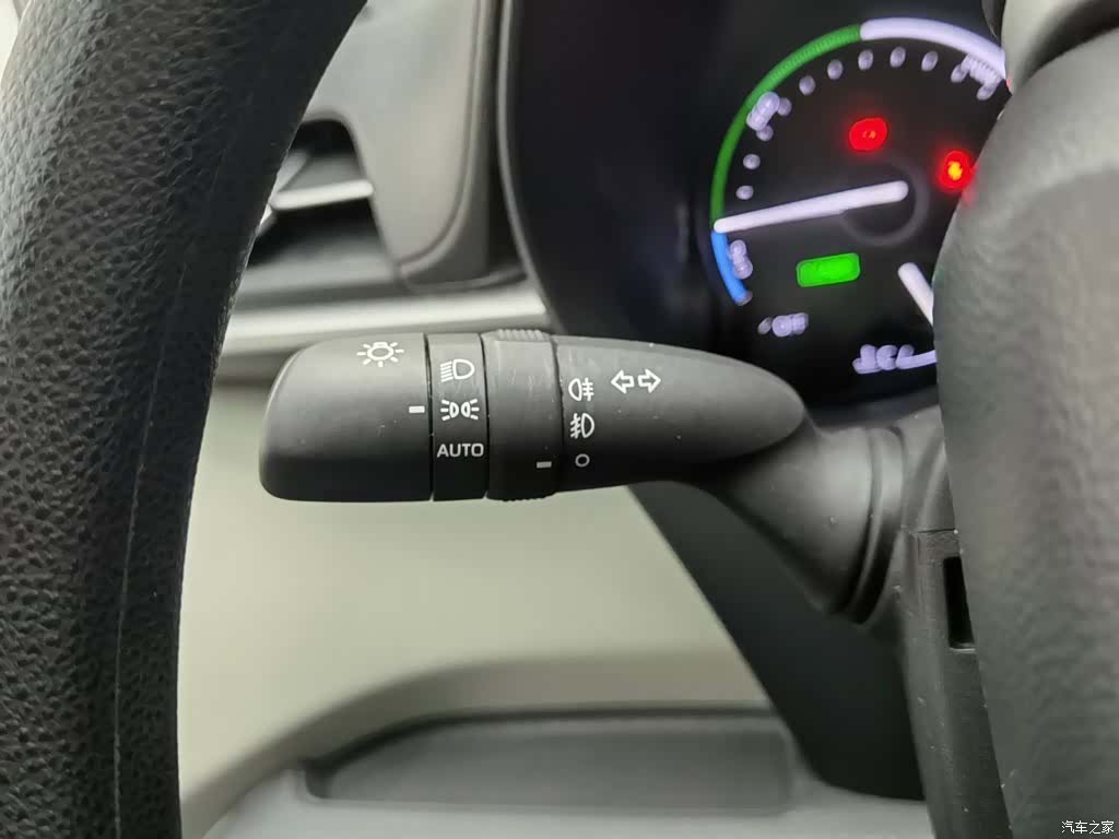 Toyota Sienna, 2023 21