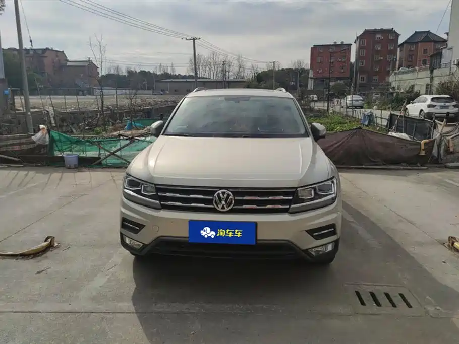 Volkswagen Tiguan L