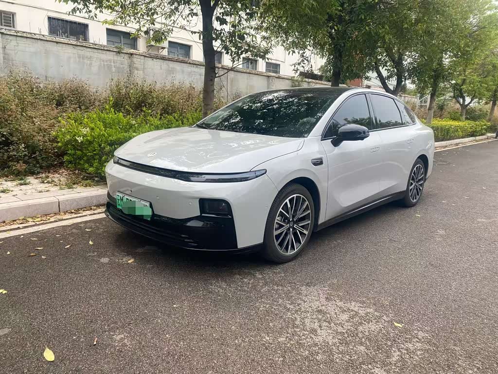 Leapmotor B01