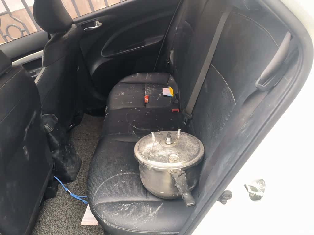 Kia KX1, 2021 14