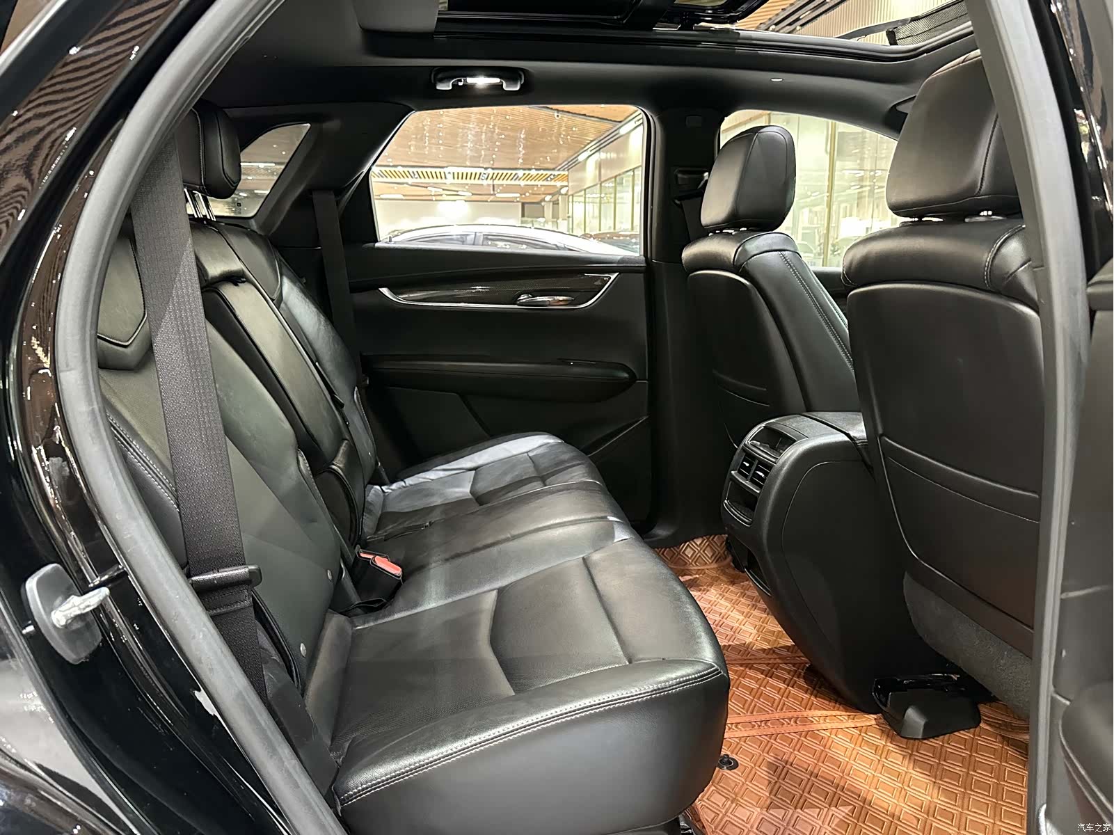 Cadillac XT5, 2022 11