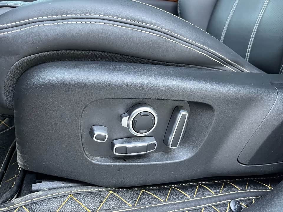 Land Rover Range Rover Star Pulse