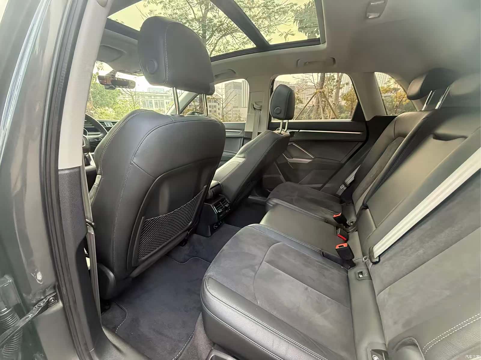 Audi Q3, 2021 6