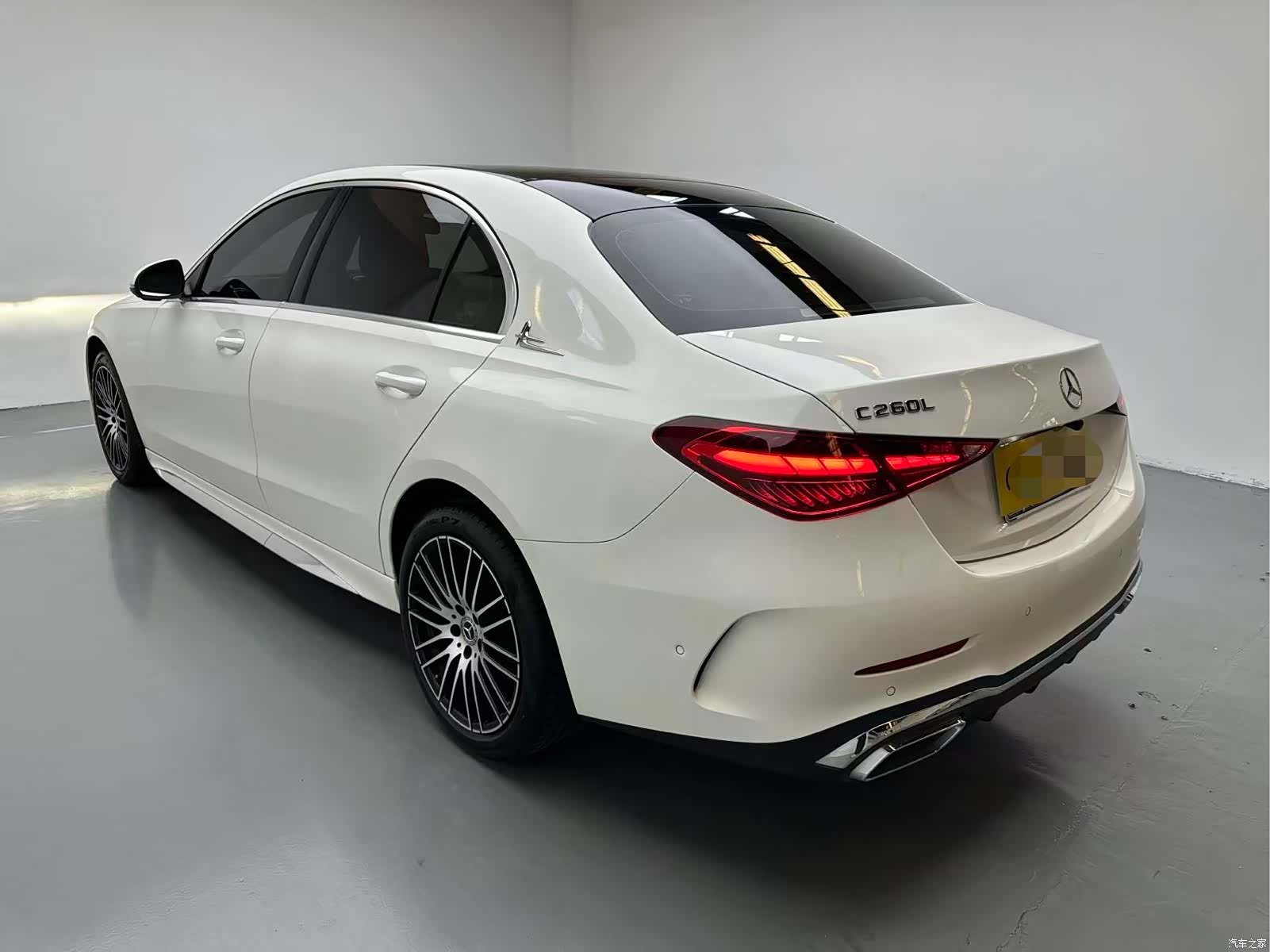 Mercedes-Benz C-Class, 2024 8