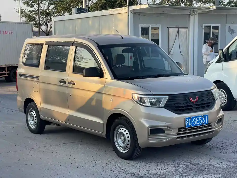 Wuling Wuling Hongguang V