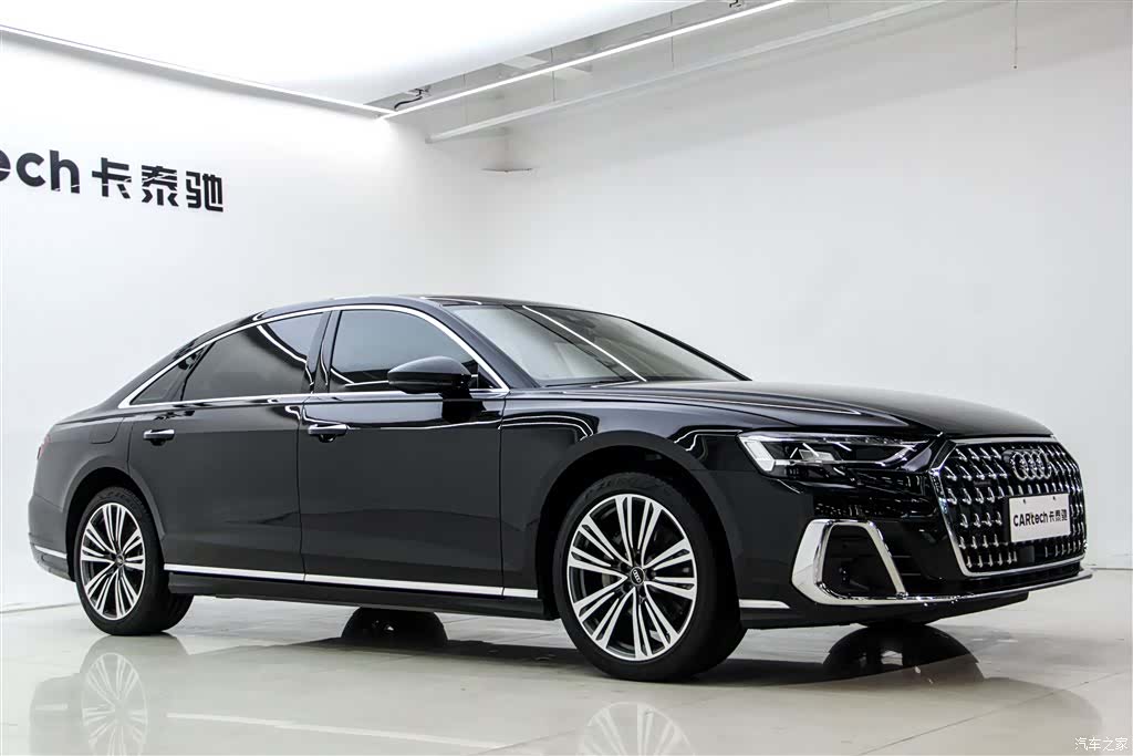 Audi A8L, 2024 4