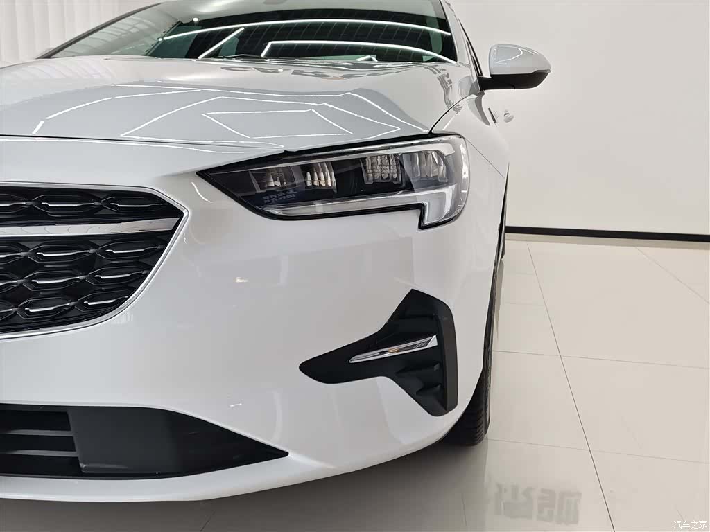 Buick Regal, 2022 4