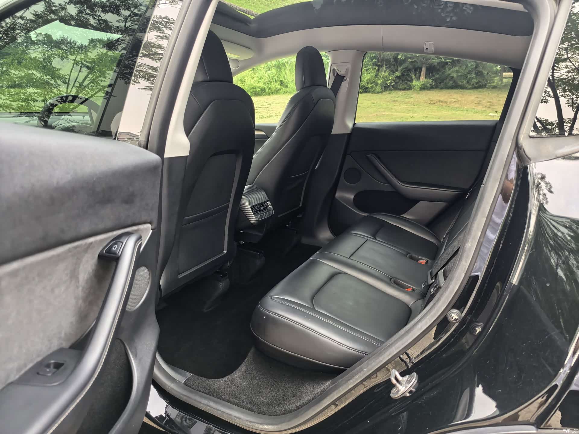 Tesla Model Y, 2022 9