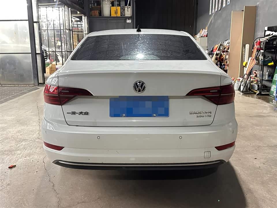 Volkswagen Sagitar