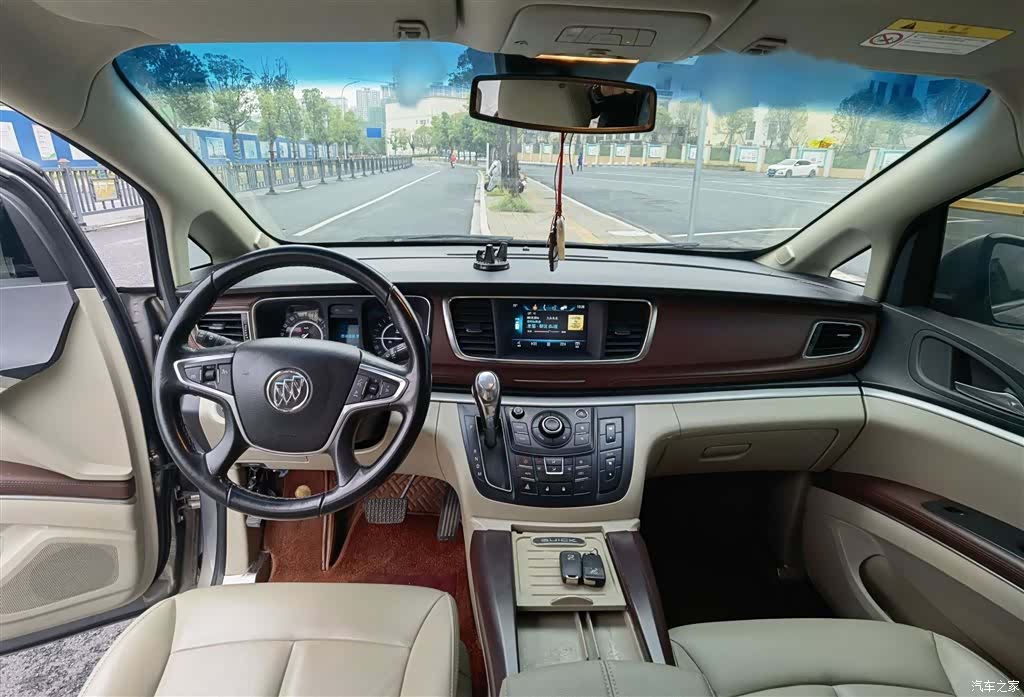 Buick GL8, 2020 23