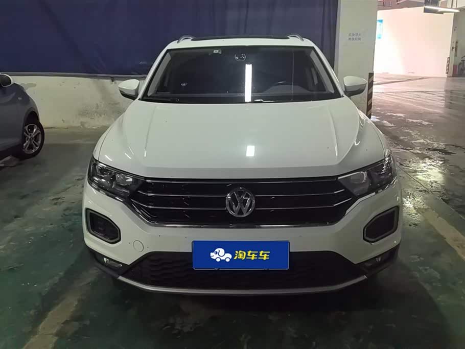 Volkswagen T-ROC exploring Songs