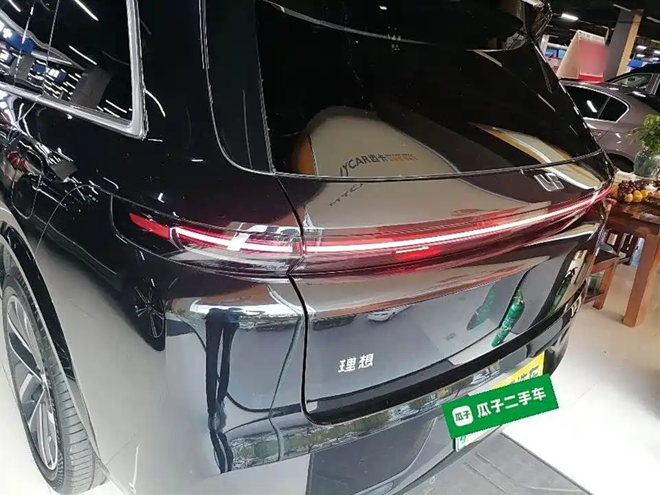 Li Auto Ideal L8