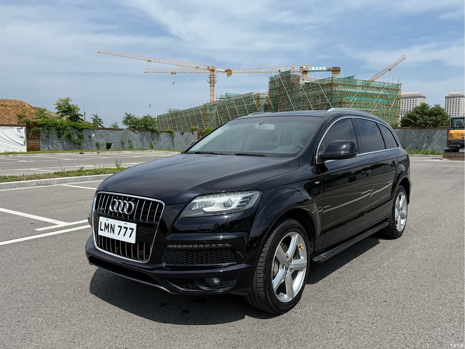 Audi Q7, 2015 1