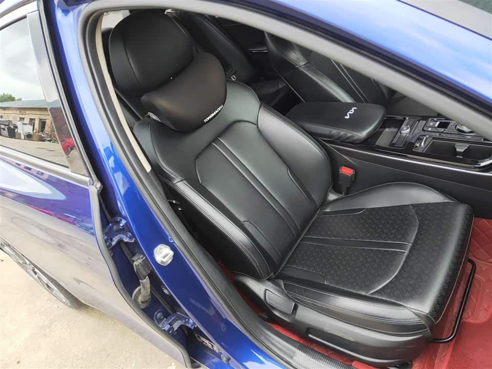 Kia K5 Kia K5