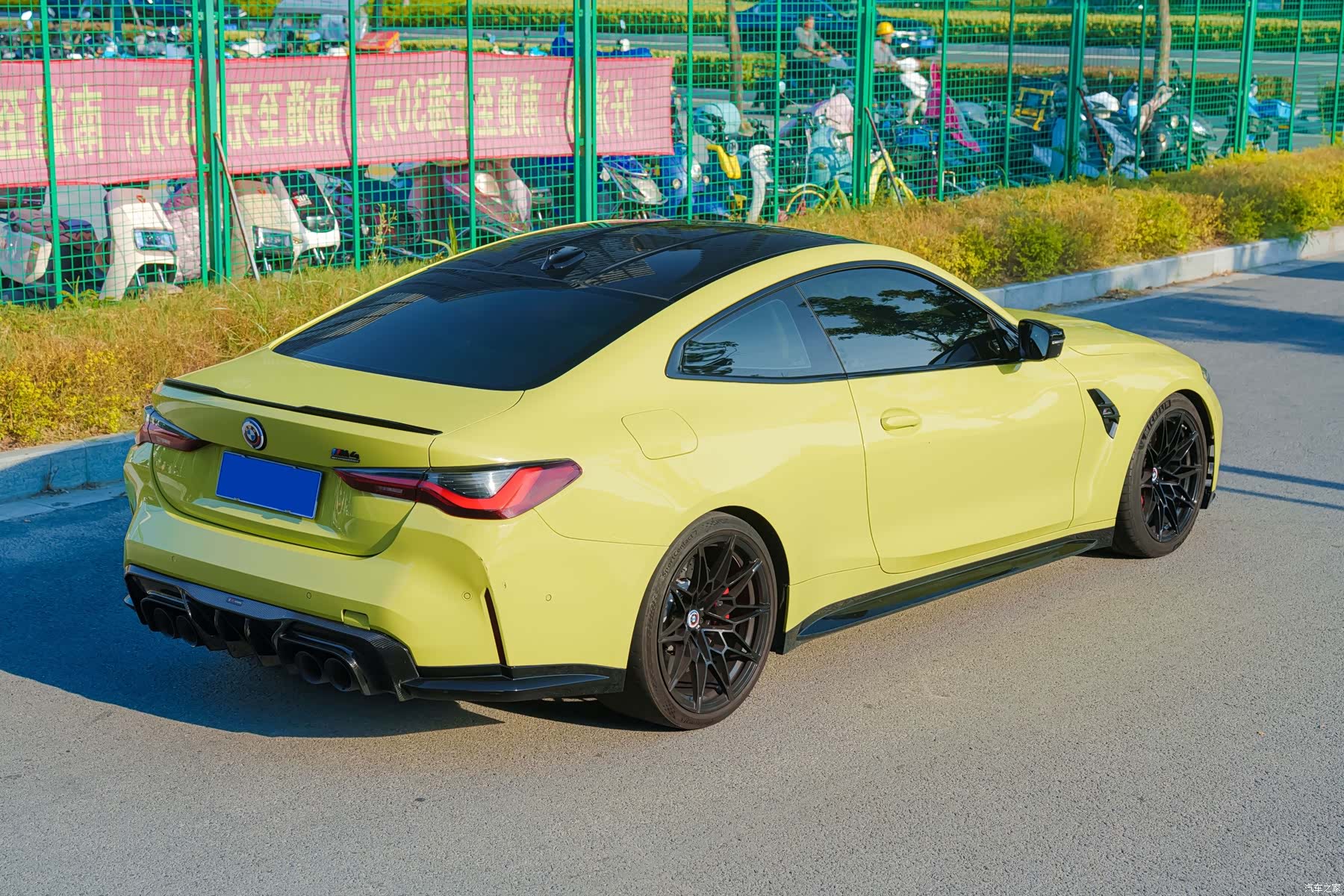 BMW M4, 2024 все фото
