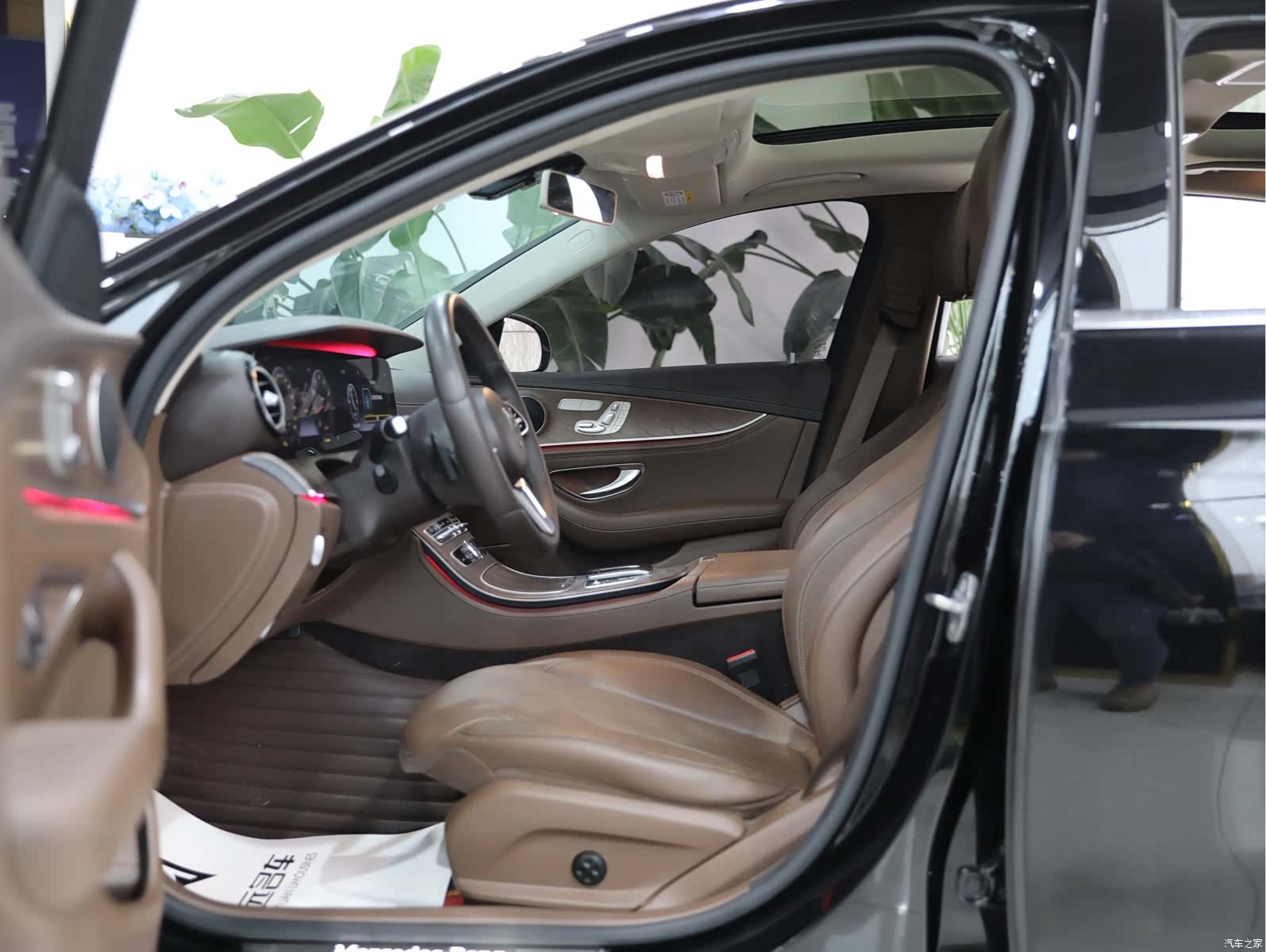 Mercedes-Benz E-Class, 2019 7