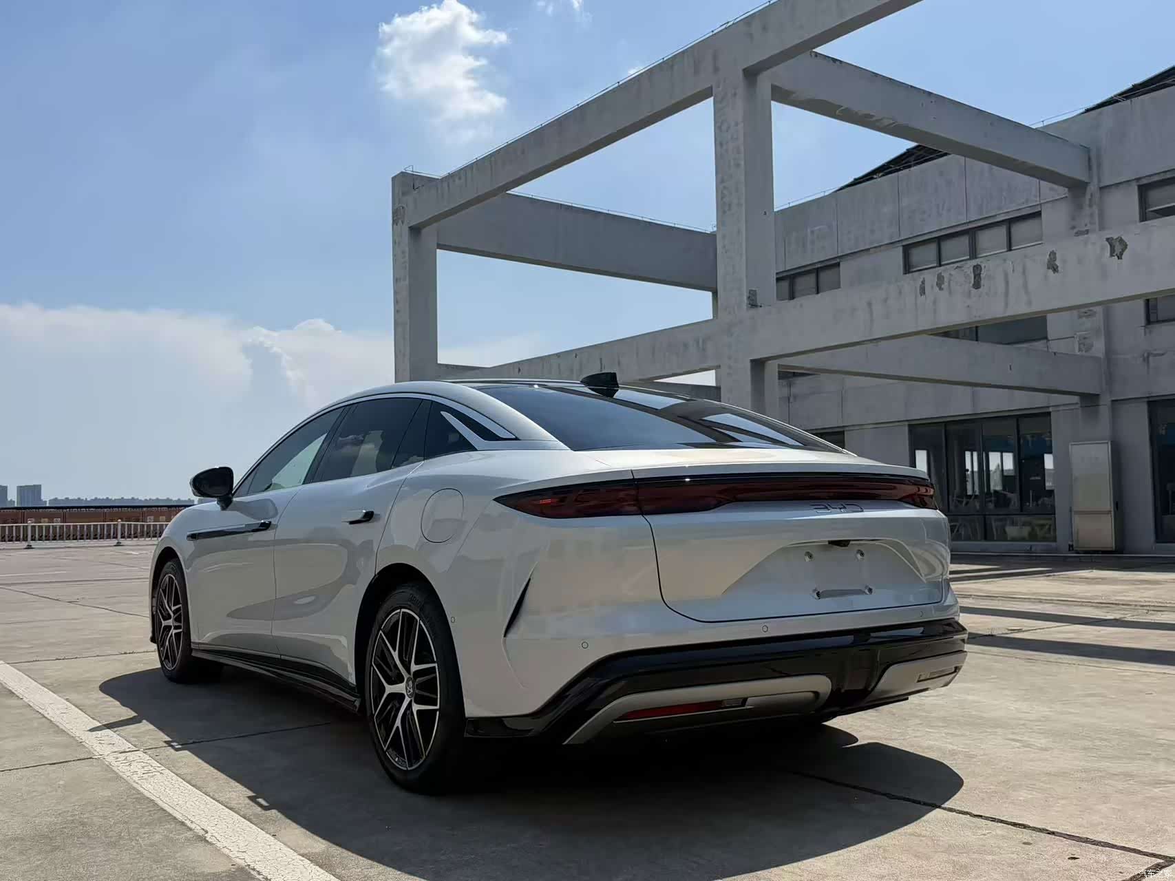 BYD Han, 2025 7