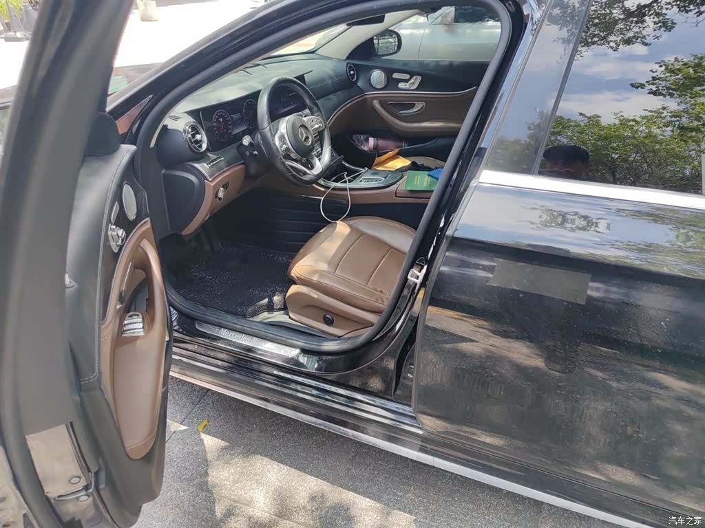 Mercedes-Benz E-Class, 2019 12