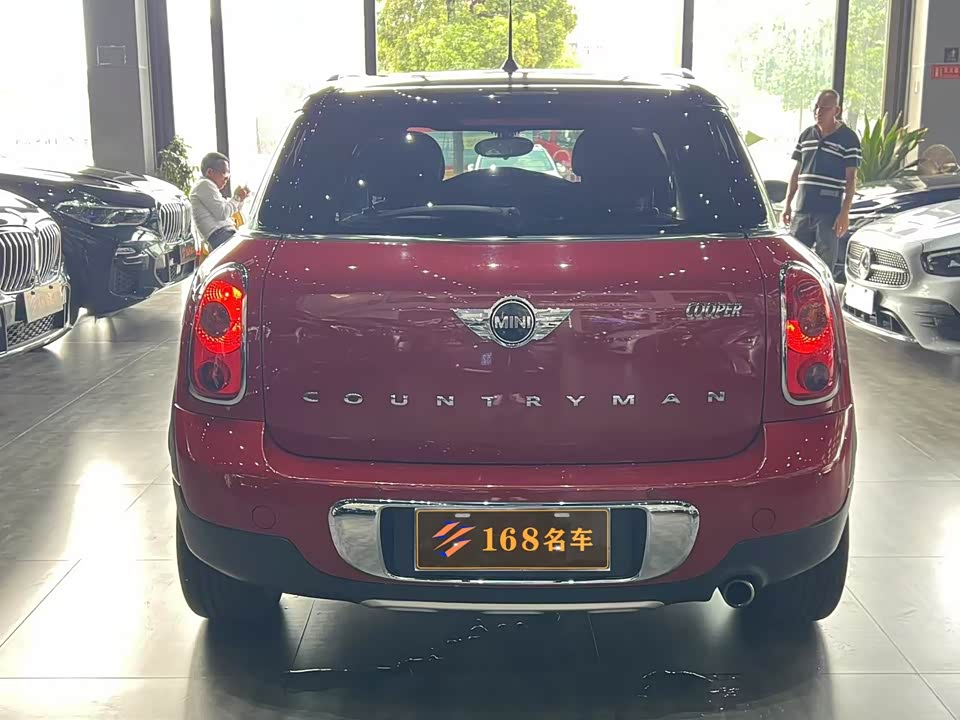 MINI COUNTRYMAN