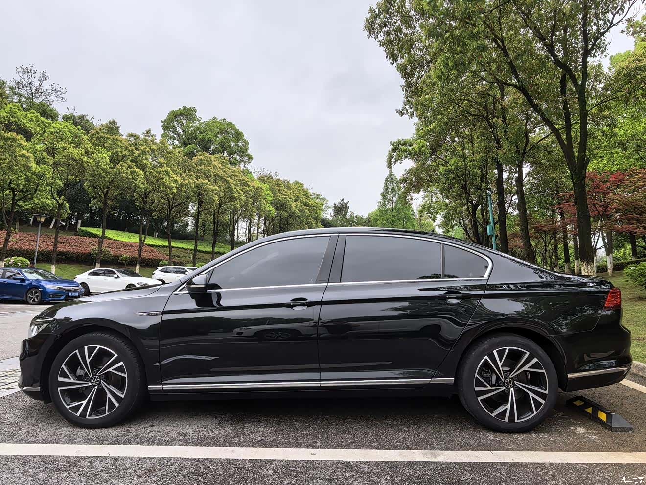 Volkswagen Magotan, 2023 7