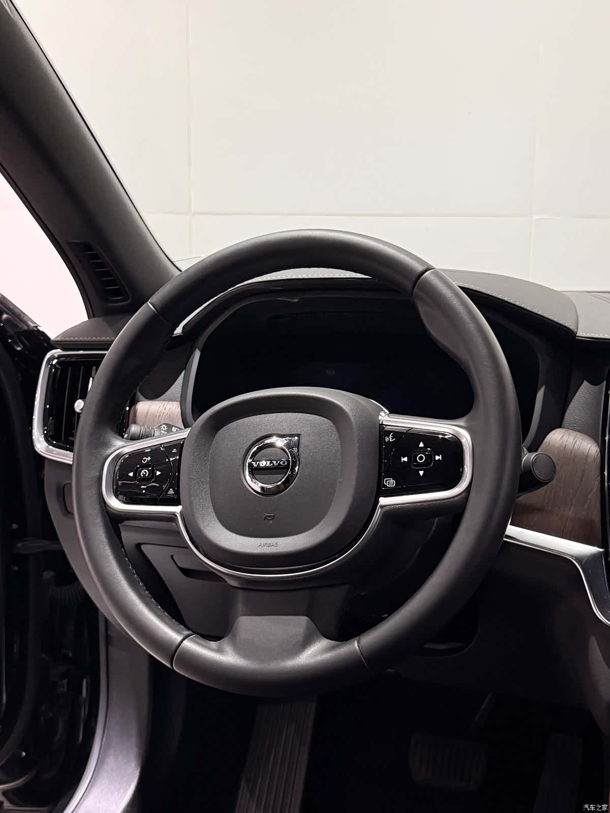 Volvo S90, 2024 8