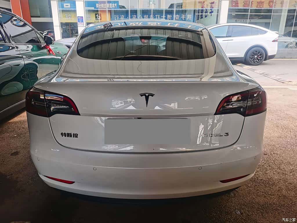 Tesla Model 3, 2023 10