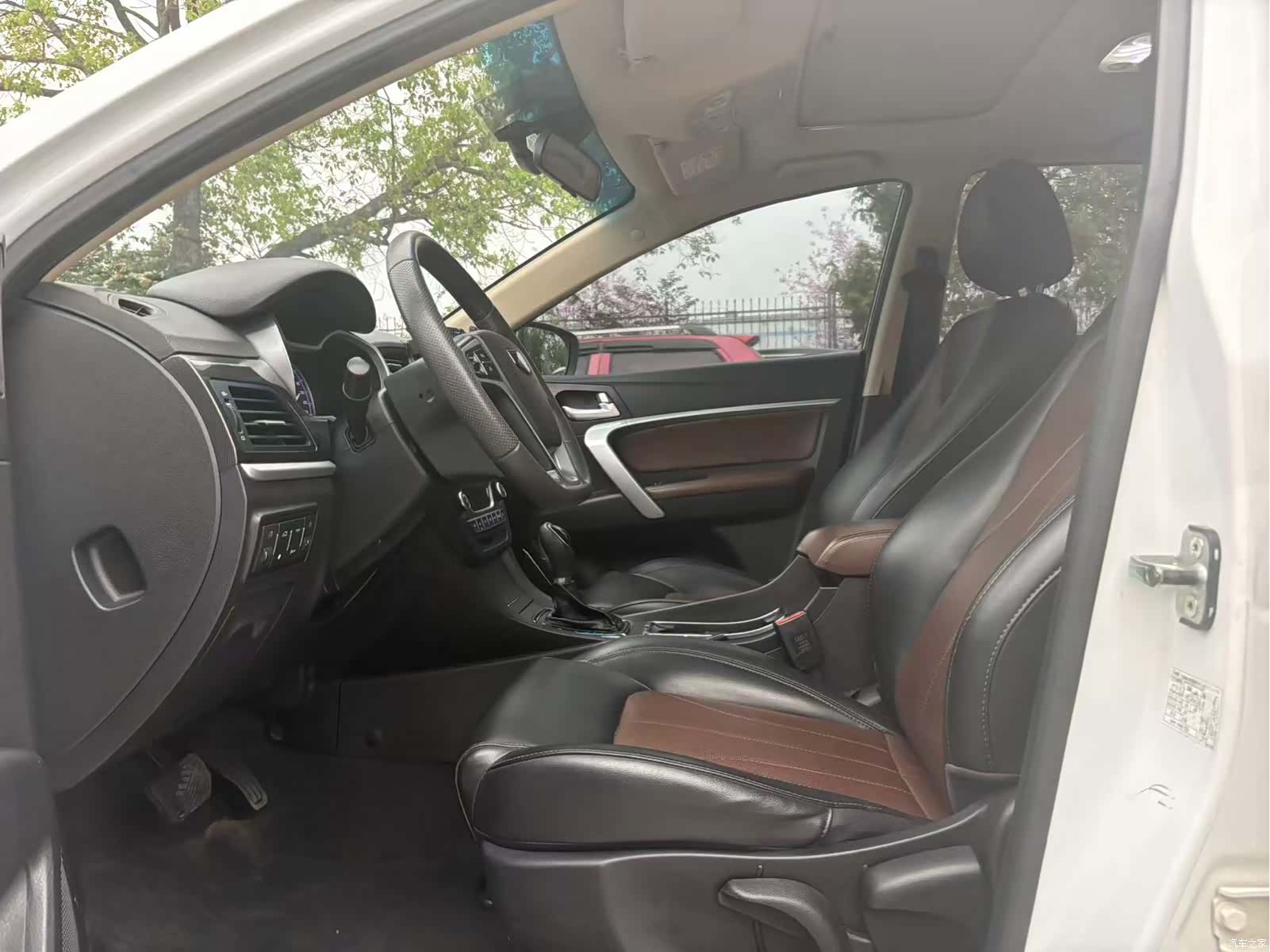 Geely Emgrand, 2017 4