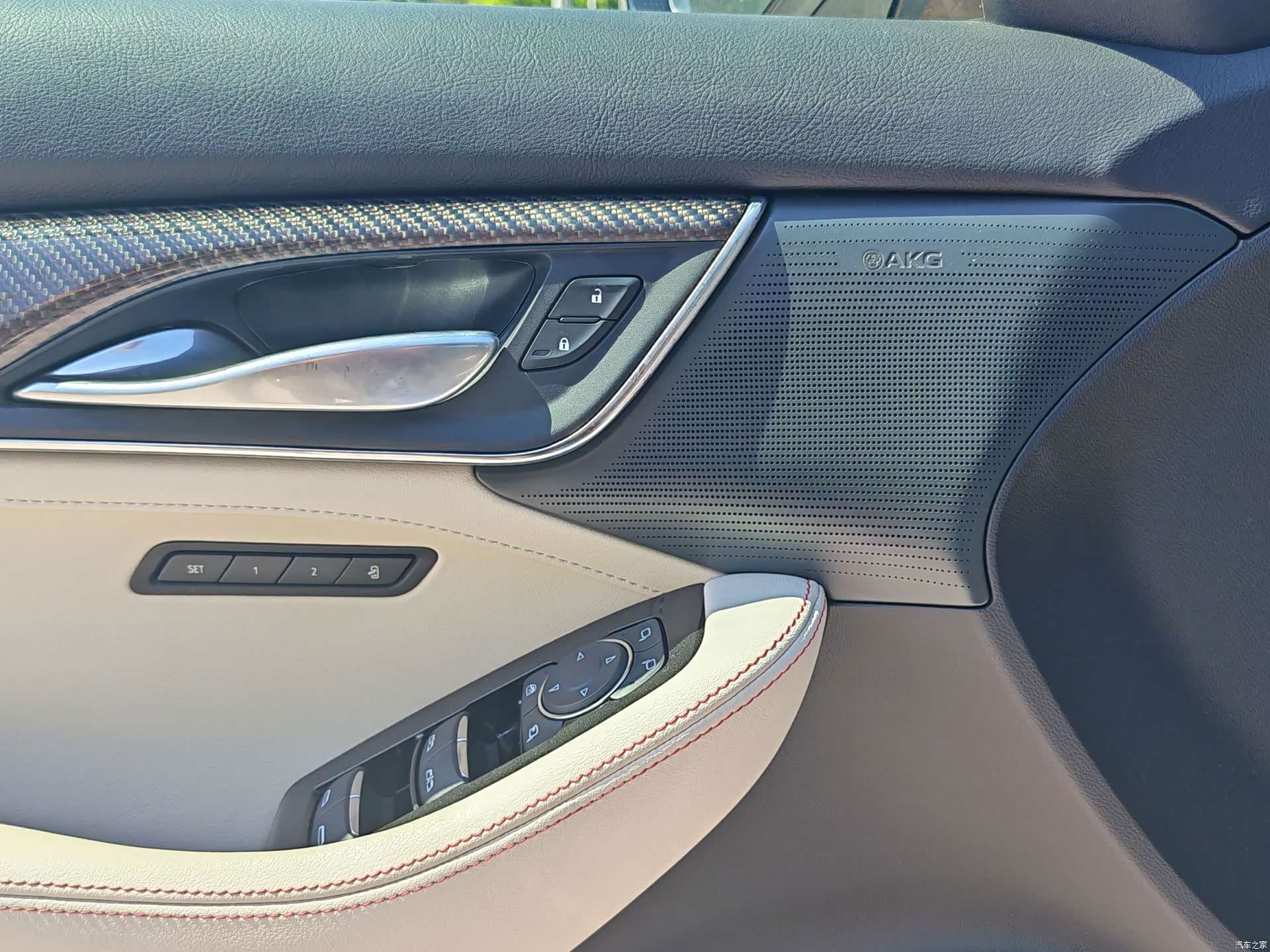 Cadillac CT5, 2025 11