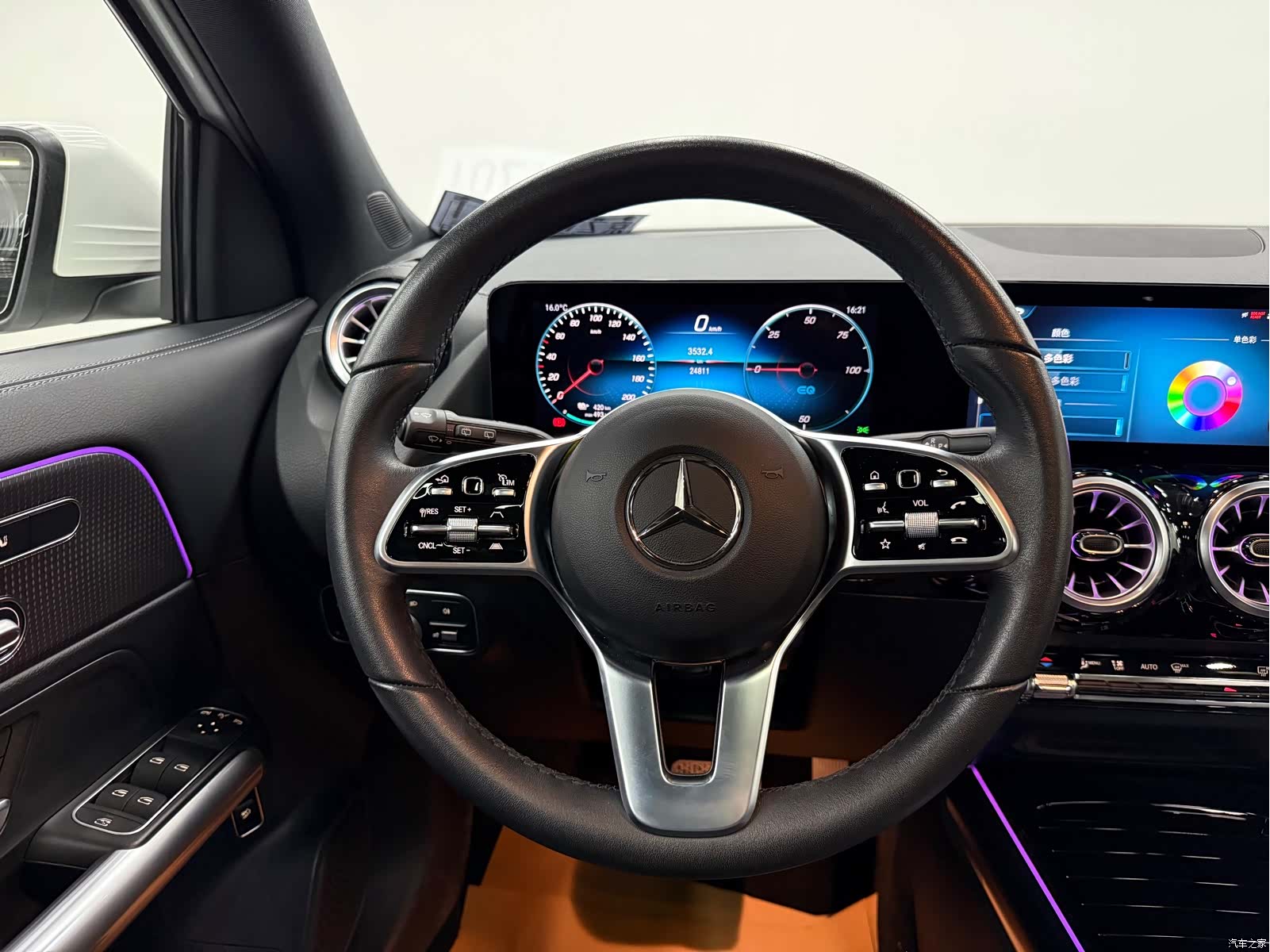 Mercedes-Benz EQA, 2024 все фото
