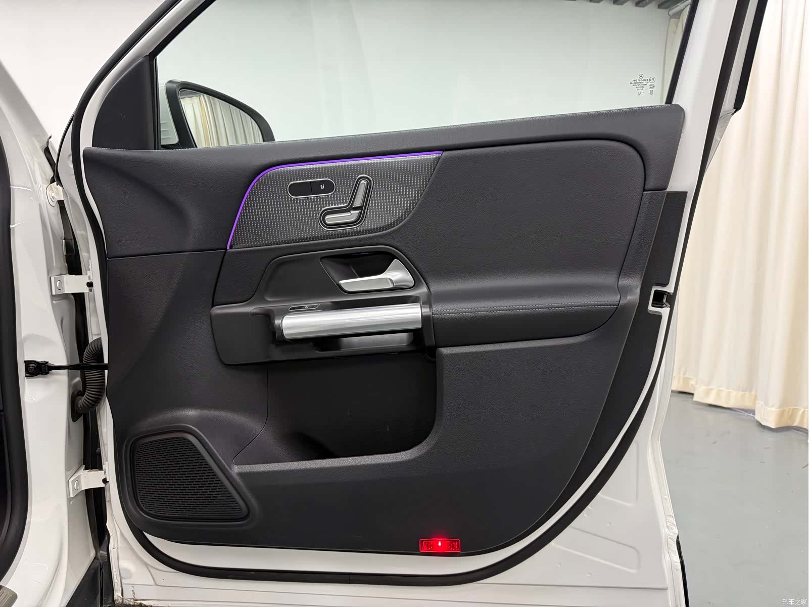 Mercedes-Benz EQA, 2024 10