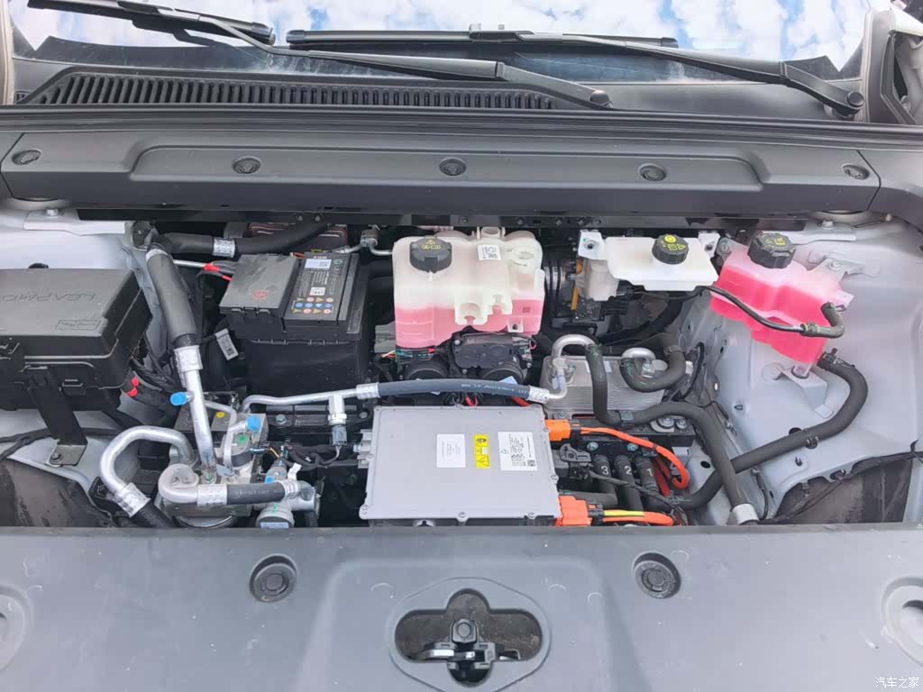 Leapmotor C10, 2025 16