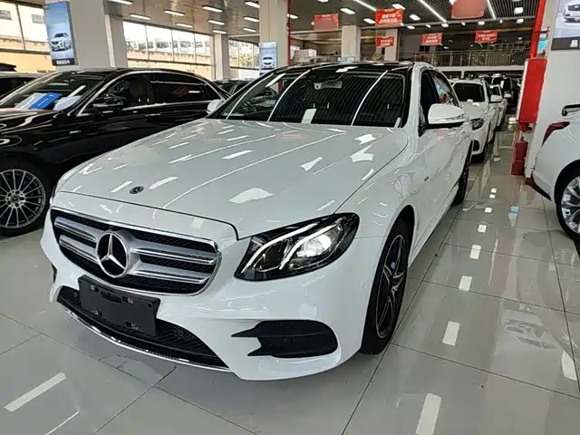 Mercedes-Benz E-Class 2020 — купить из Китая под заказ