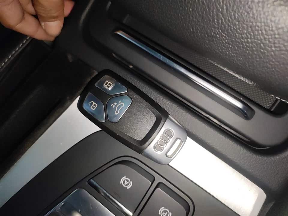 Audi Q5L Audi Q5L