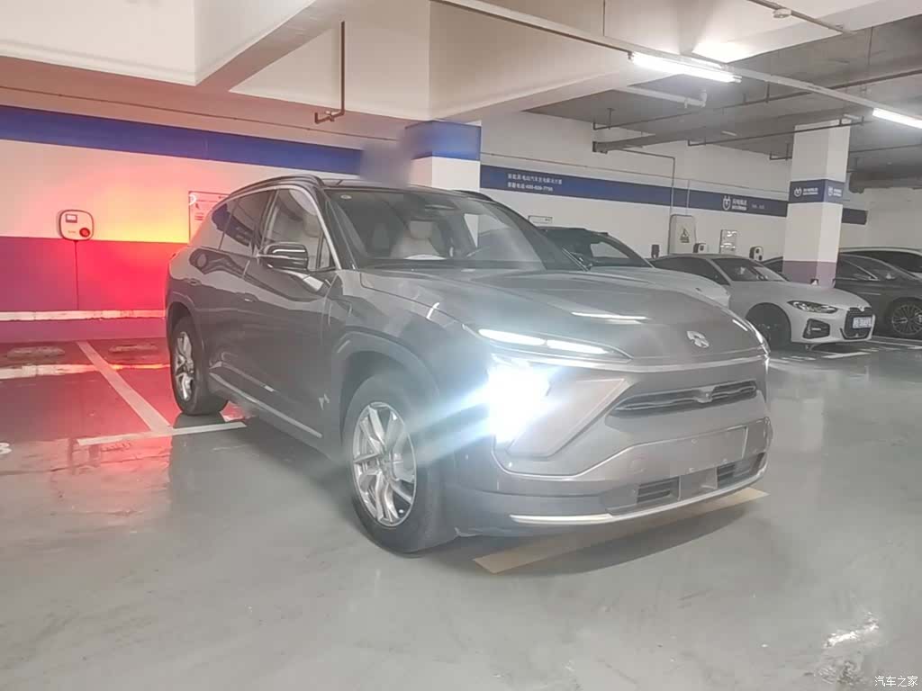 NIO ES6, 2019 4