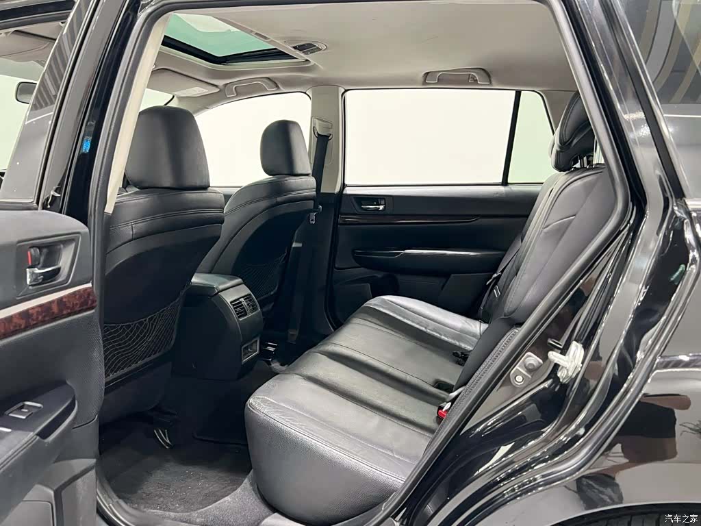 Subaru Outback, 2012 9