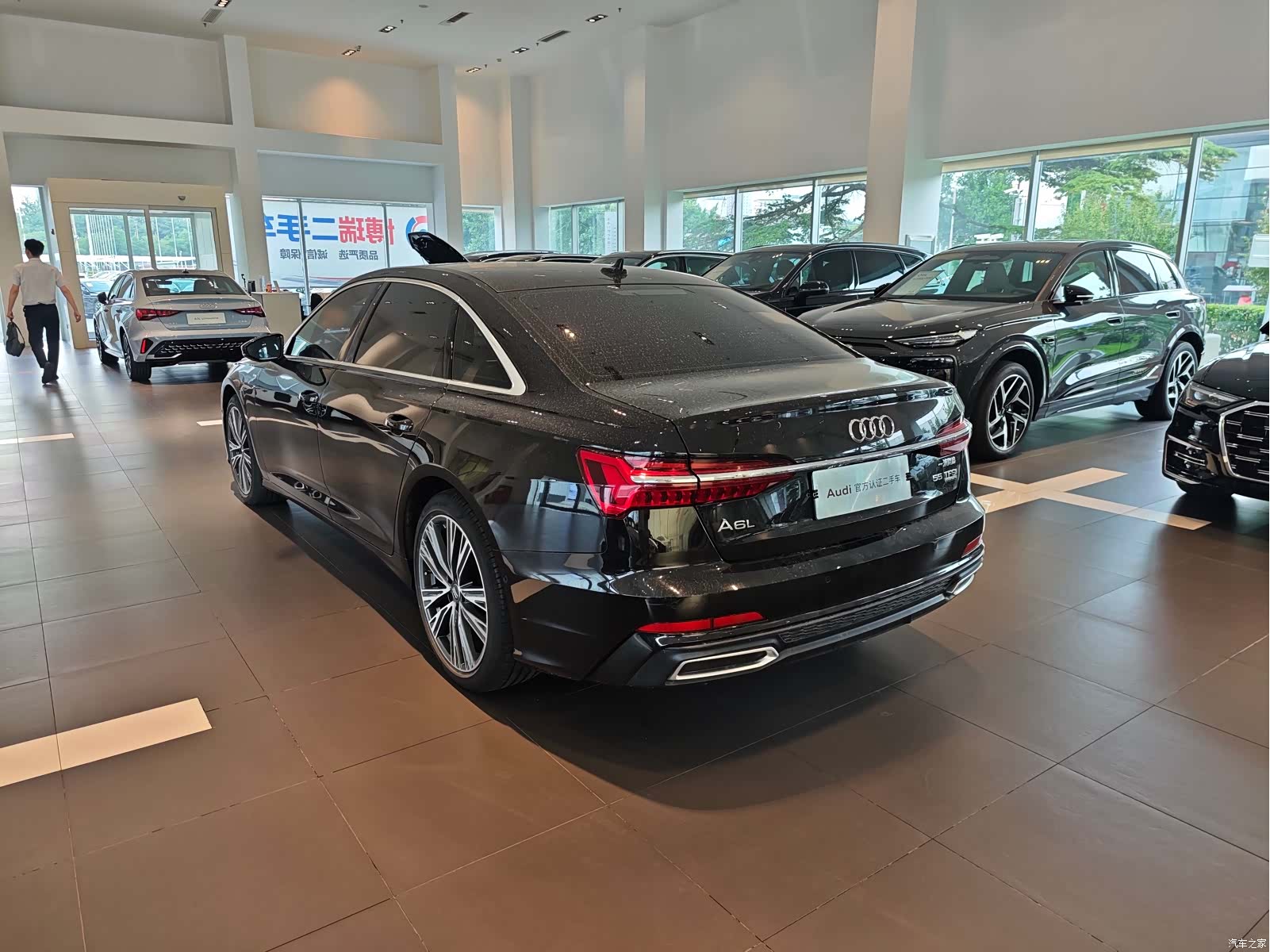 Audi A6L, 2020 4