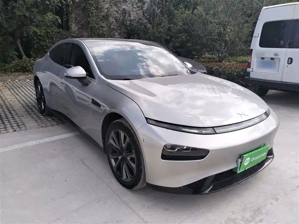 XPENG P7