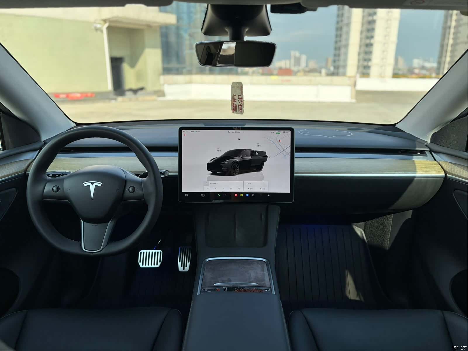 Tesla Model Y, 2023 все фото